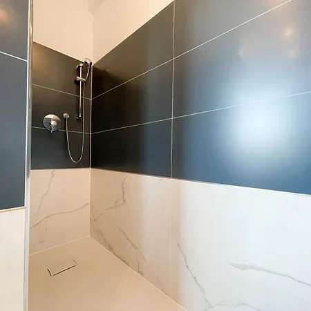Penthouse Meerchenwald 6 Apartamento *