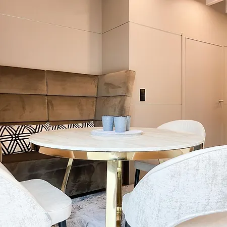 Penthouse Meerchenwald 6 Apartamento *