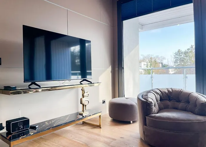 Lägenhet Penthouse Meerchenwald 6